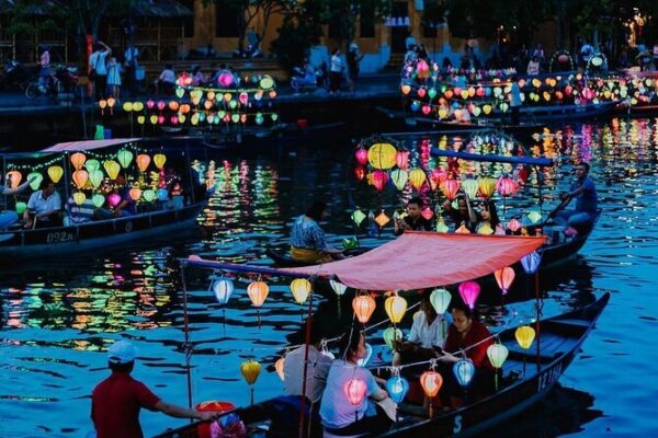 Marble Mountain & Hoi An Ancient town Day Tour from Da Nang - Image 3