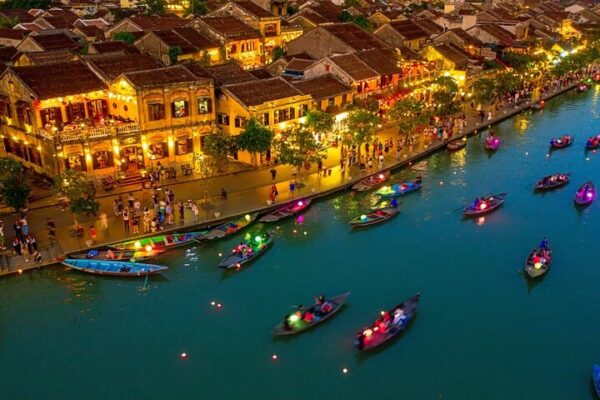 Marble Mountain & Hoi An Ancient town Day Tour from Da Nang