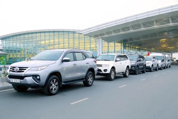 16-Seater Private Car – Tan Son Nhat Airport (Ho Chi Minh City)