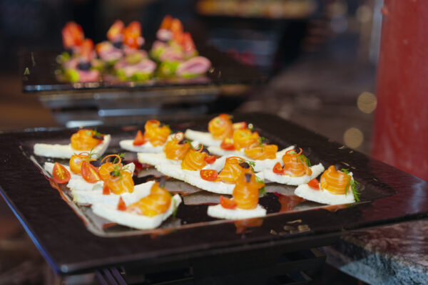 Dining Experience by 5-star Luna Ha Long Cruise - Image 3