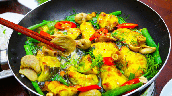 Hanoi Street Food Tour (English Guide) - Image 8