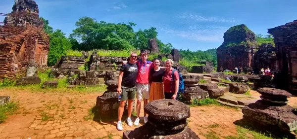 Marble Mountain & Hoi An Ancient town Day Tour from Da Nang - Image 4