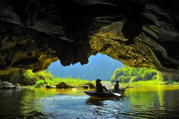 Bai Dinh Pagoda – Trang An Ecotourism – Mua Cave in Ninh Binh (Day Trip from Hanoi) - Image 3